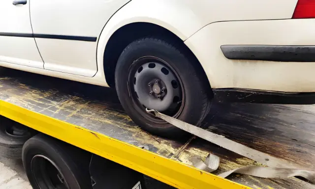 Accident vehicle recovery in Leicester
